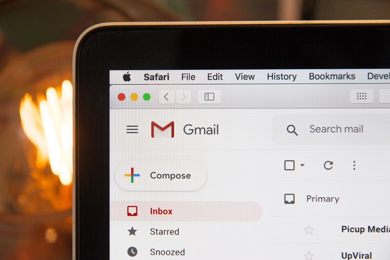 Di mana kontak saya di Gmail? Temukan dan akses dengan cepat